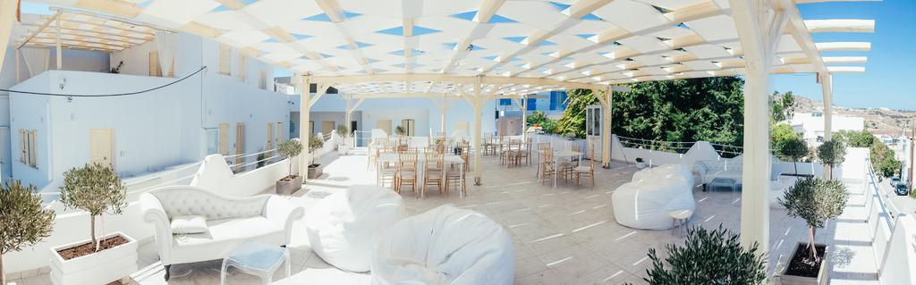 Bed and breakfast The White Adamantas (Milos)