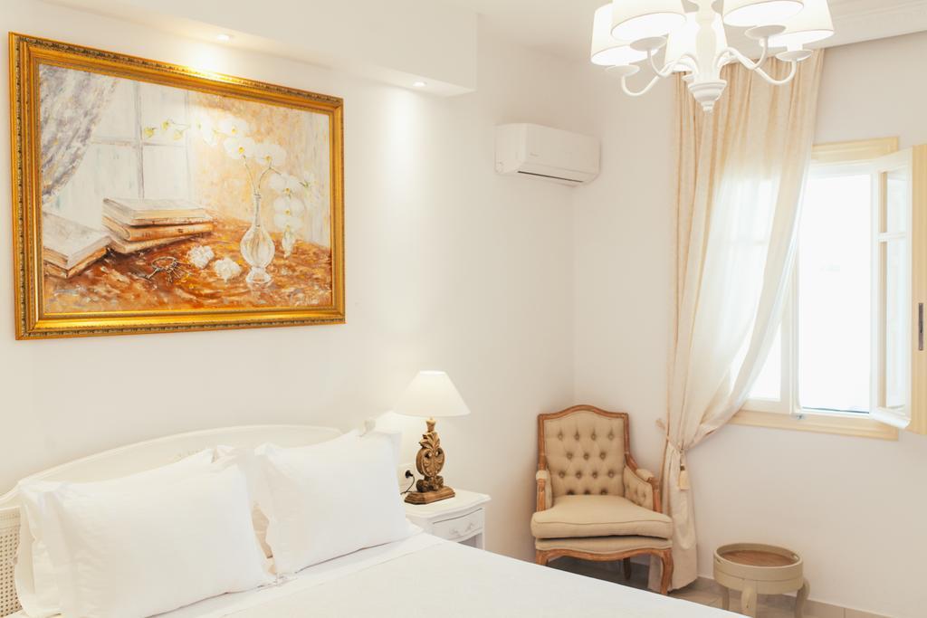 Bed and breakfast The White Adamantas (Milos)